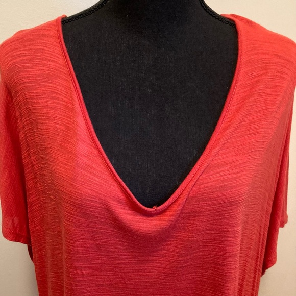 Cable & Gauge Plus Size Tunic Top Sheer Mesh Lace Back Panel Size 1X - Picture 2 of 9